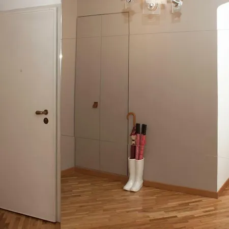 La Casa Di Gladys Lecco