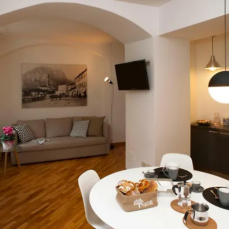 La Casa Di Gladys Apartamento Lecco